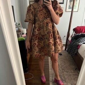 NWT Vestique Floral Mini Dress